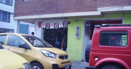 TIENDA DE BARRIO CALLE 4D CALLE 4D 64 CON 05 TIENDA DE BARRIO CALLE 4D CALLE 4D 64 CON 05